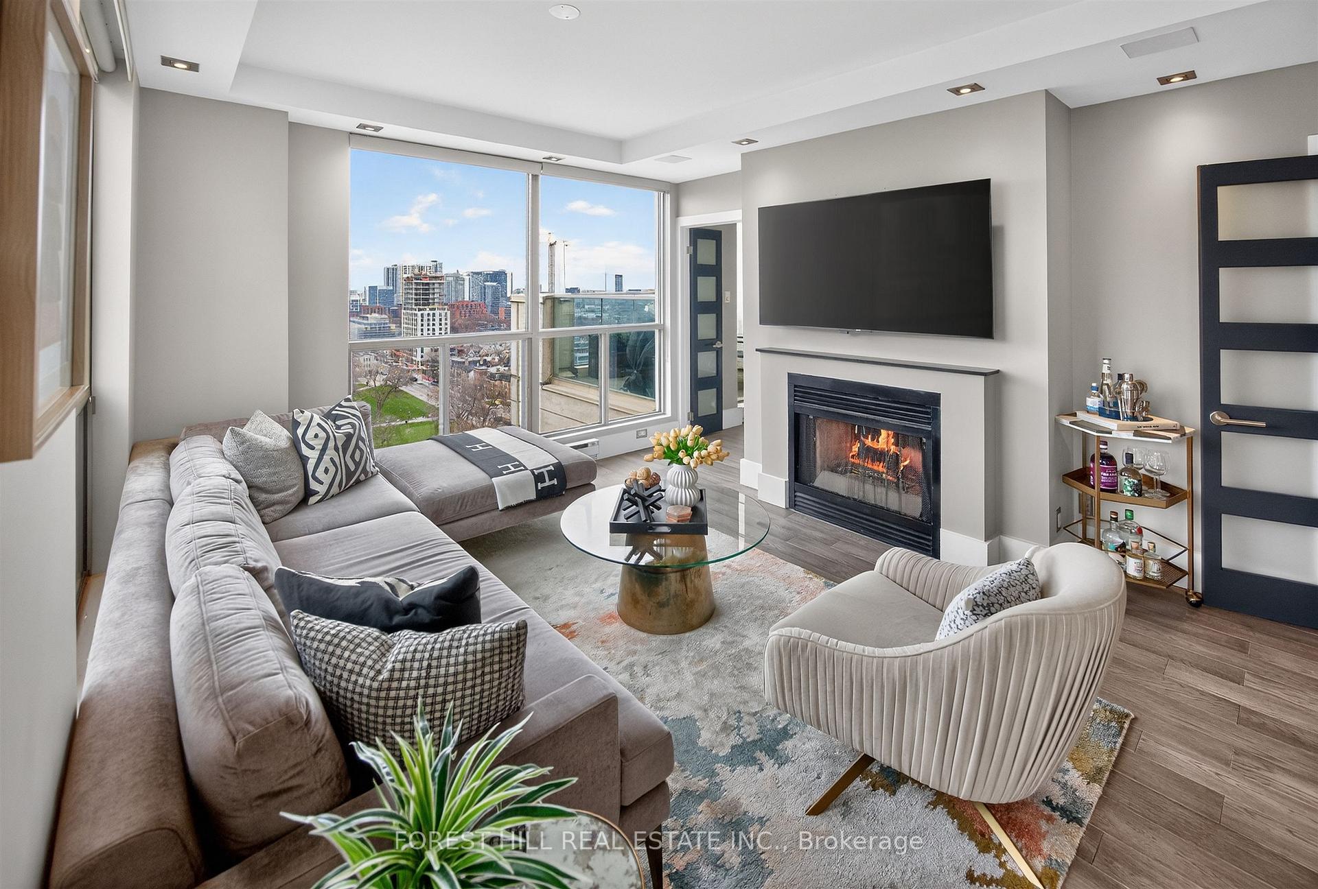 298 Jarvis Street PH 3