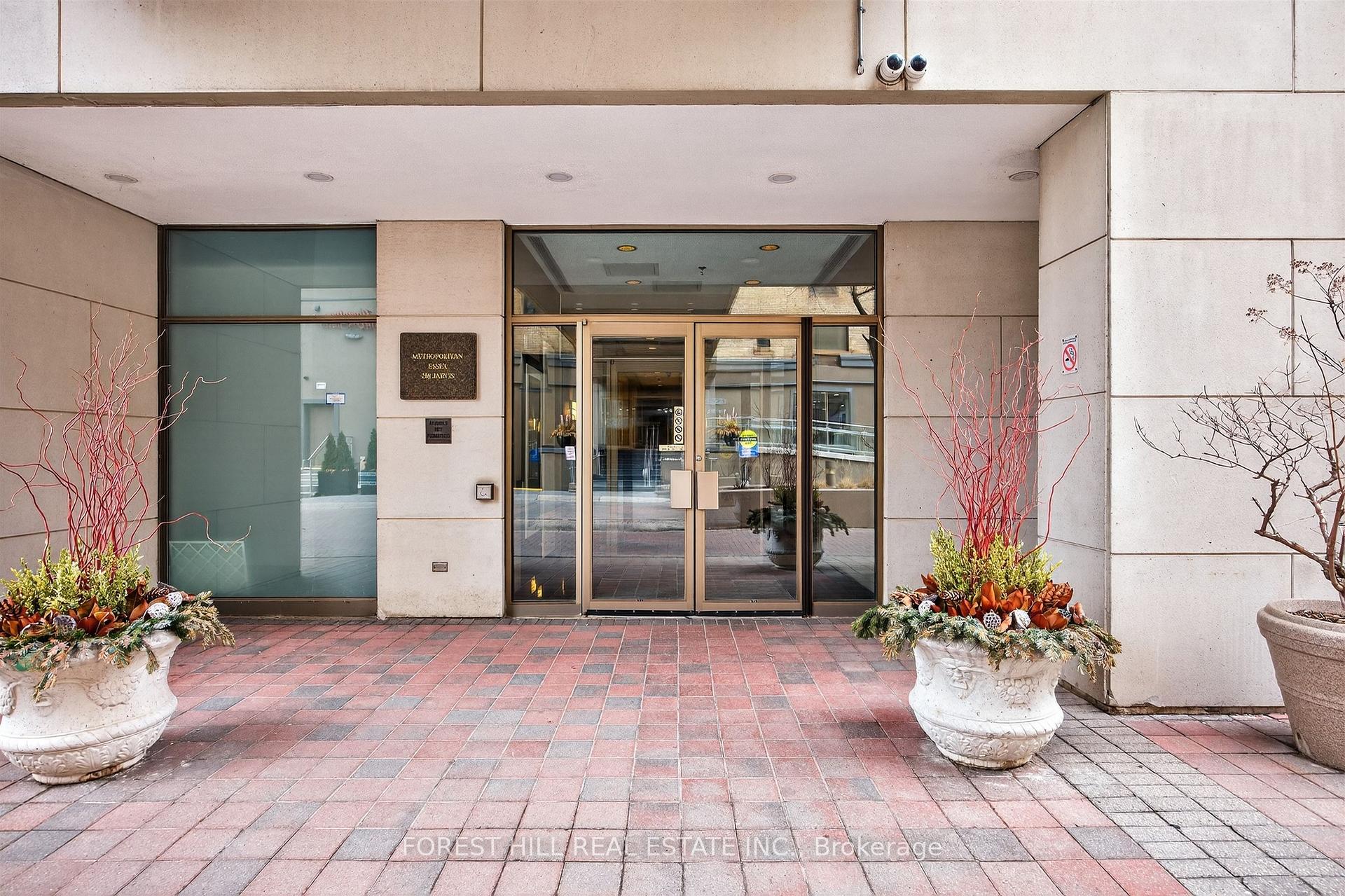 298 Jarvis Street PH 3