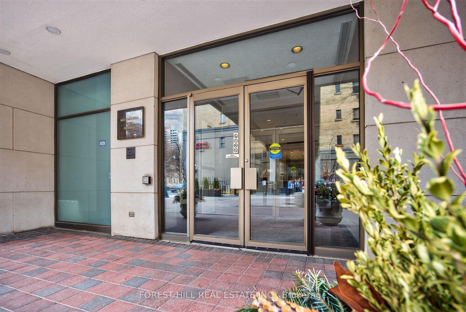 298 Jarvis Street PH 3