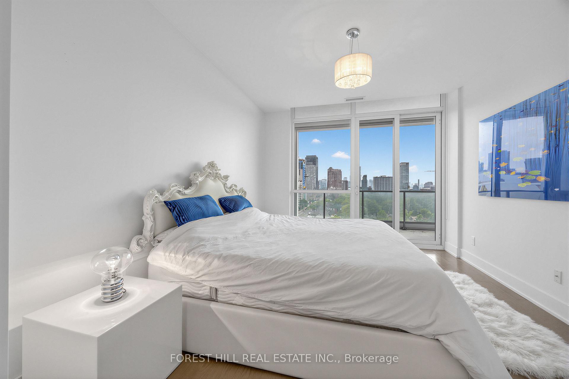 170 Avenue Road 1101, Toronto Unit: 1101