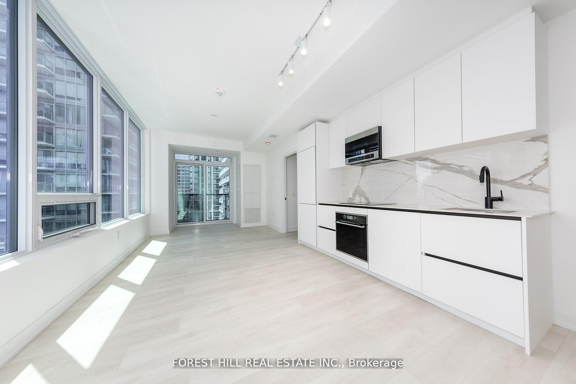 117 Broadway Avenue 1302, Toronto Unit: 1302