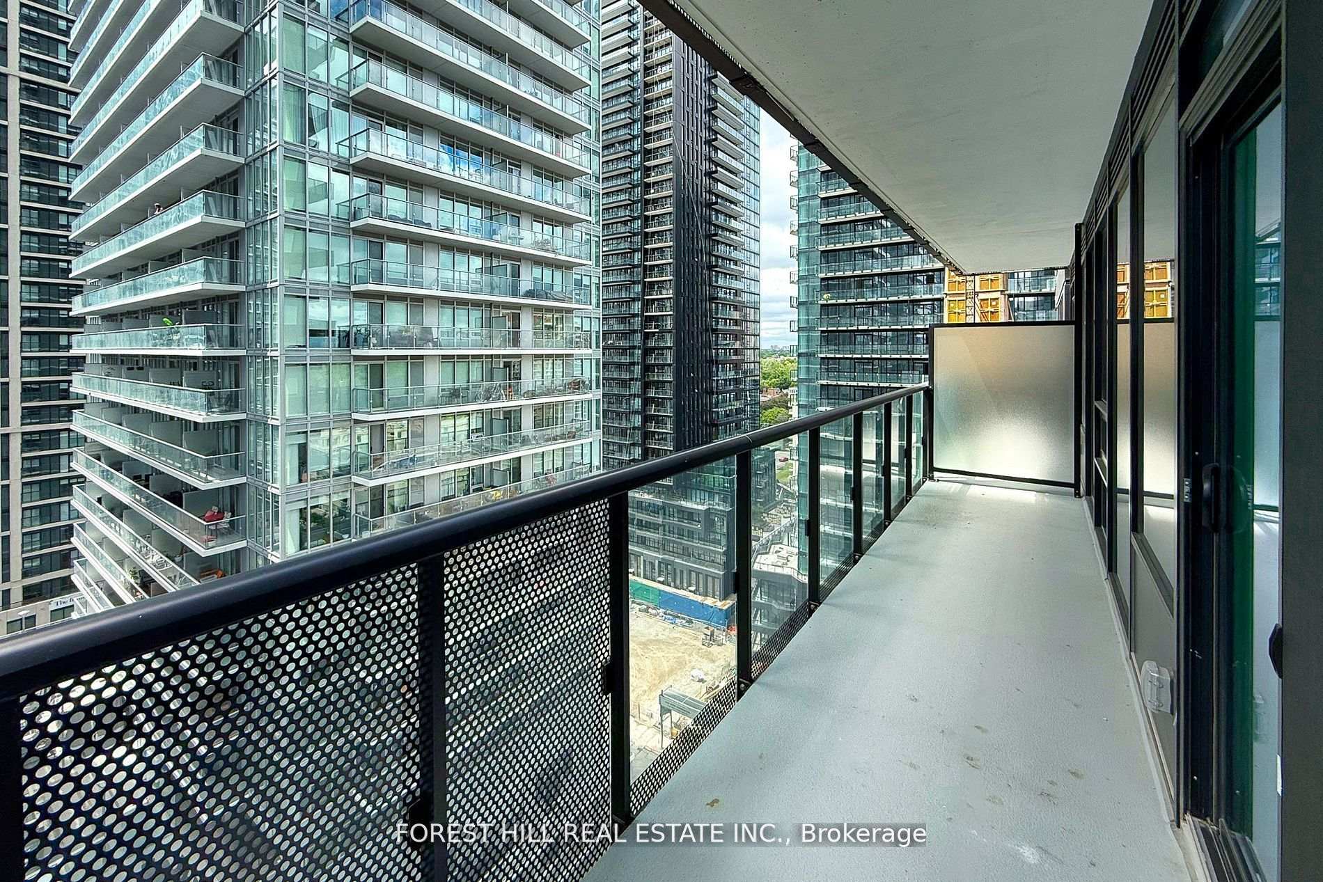 117 Broadway Avenue 1302, Toronto Unit: 1302