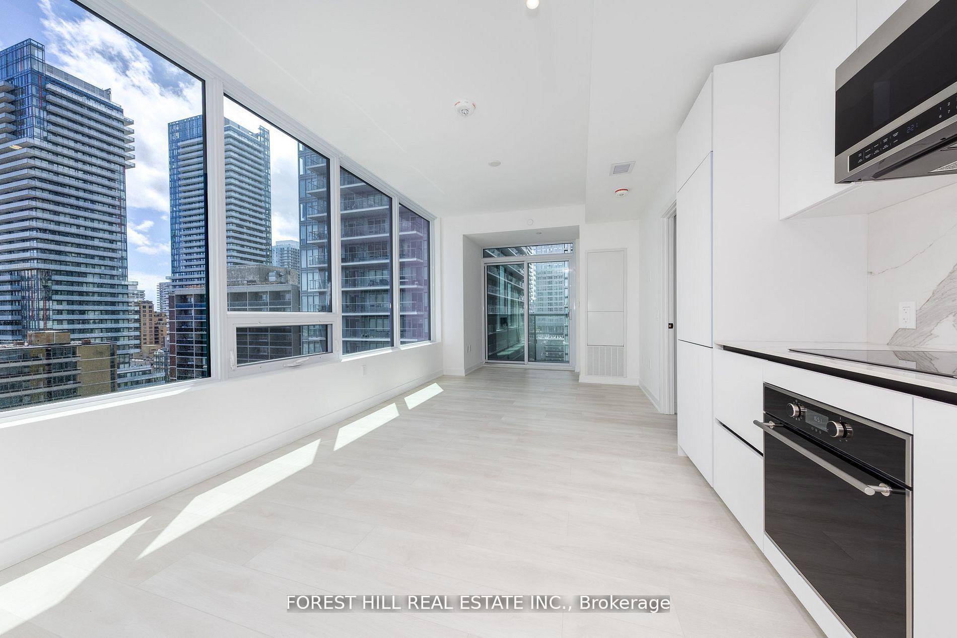 117 Broadway Avenue 1302, Toronto Unit: 1302