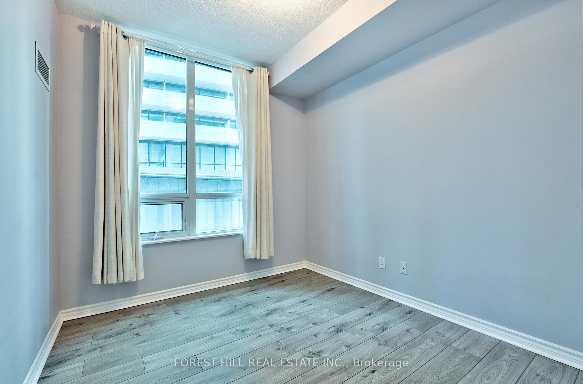19 Grand Trunk Crescent 306, Toronto Unit: 306