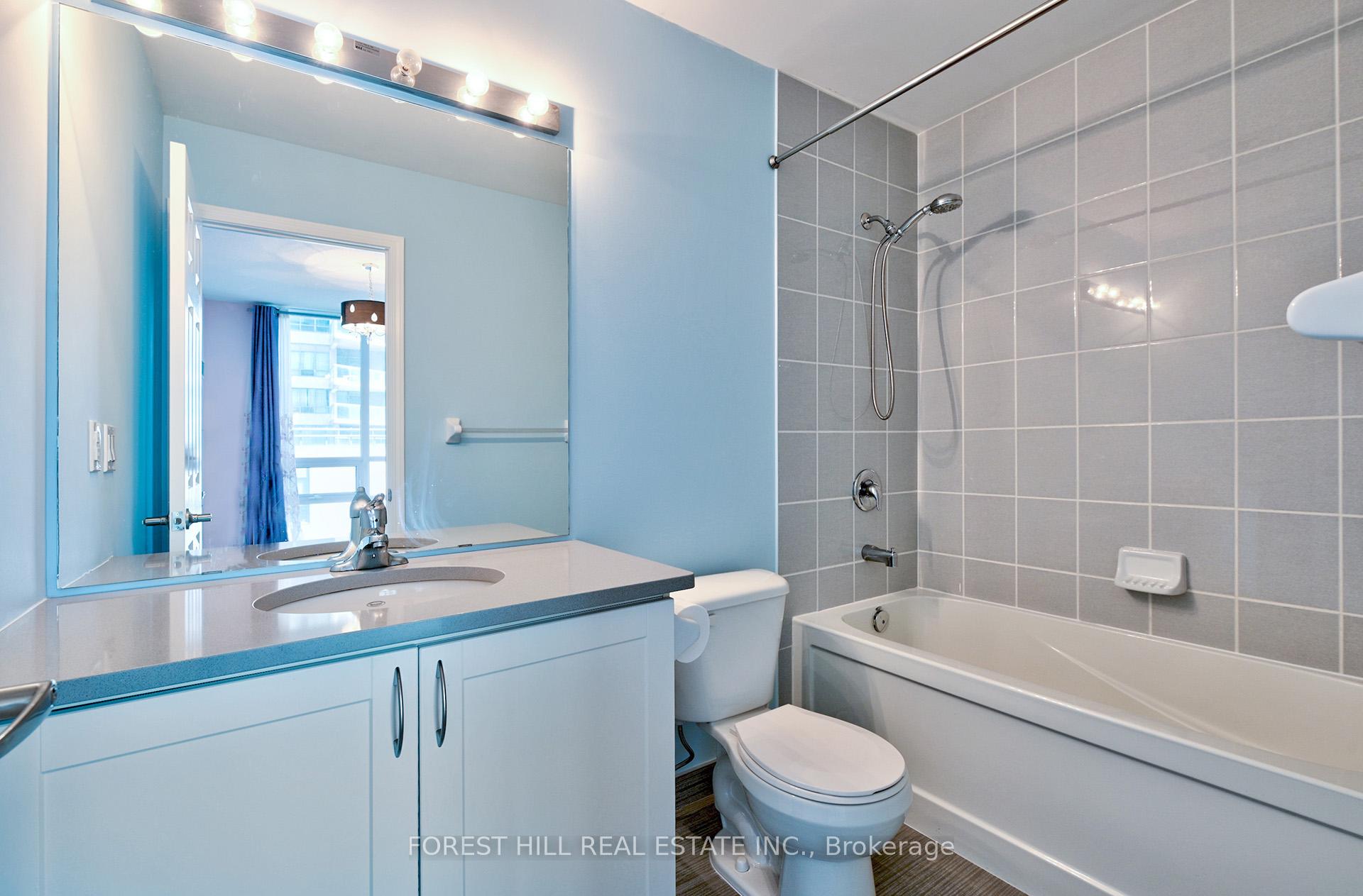 19 Grand Trunk Crescent 306, Toronto Unit: 306