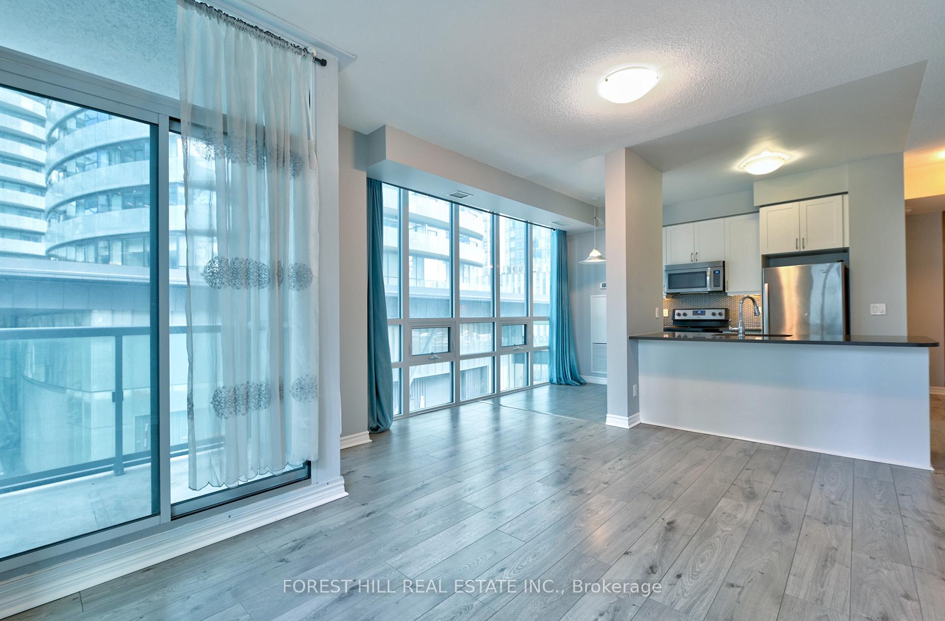 19 Grand Trunk Crescent 306, Toronto Unit: 306