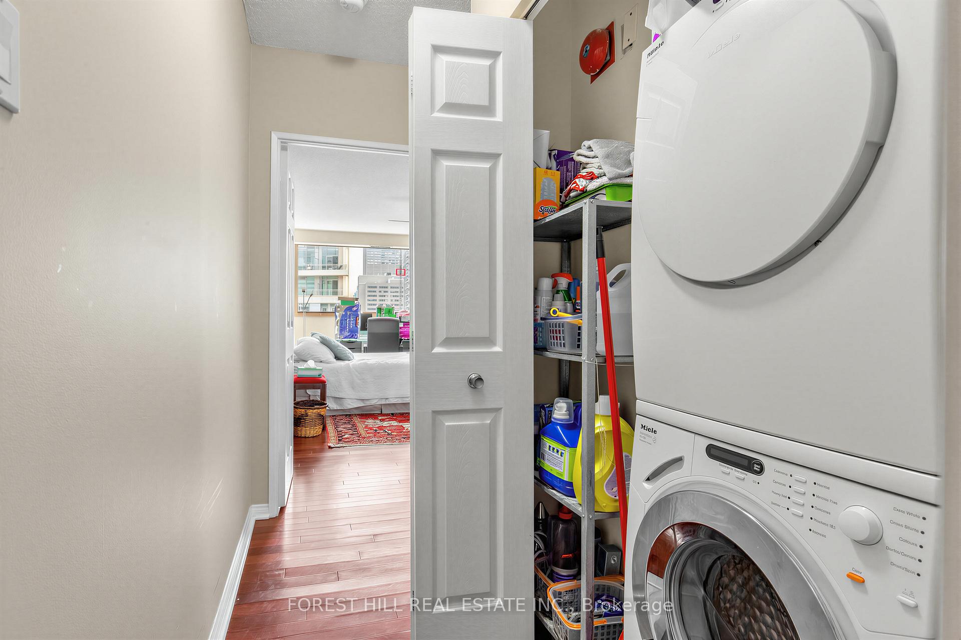 15 Mcmurrich Street PH01, Toronto Unit: PH01