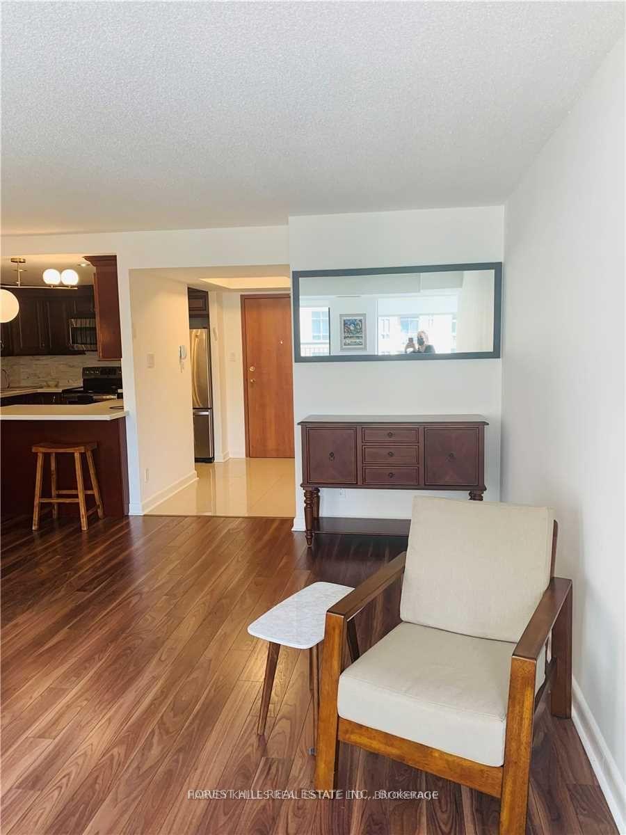 500 Glencairn Avenue 303, Toronto Unit: 303