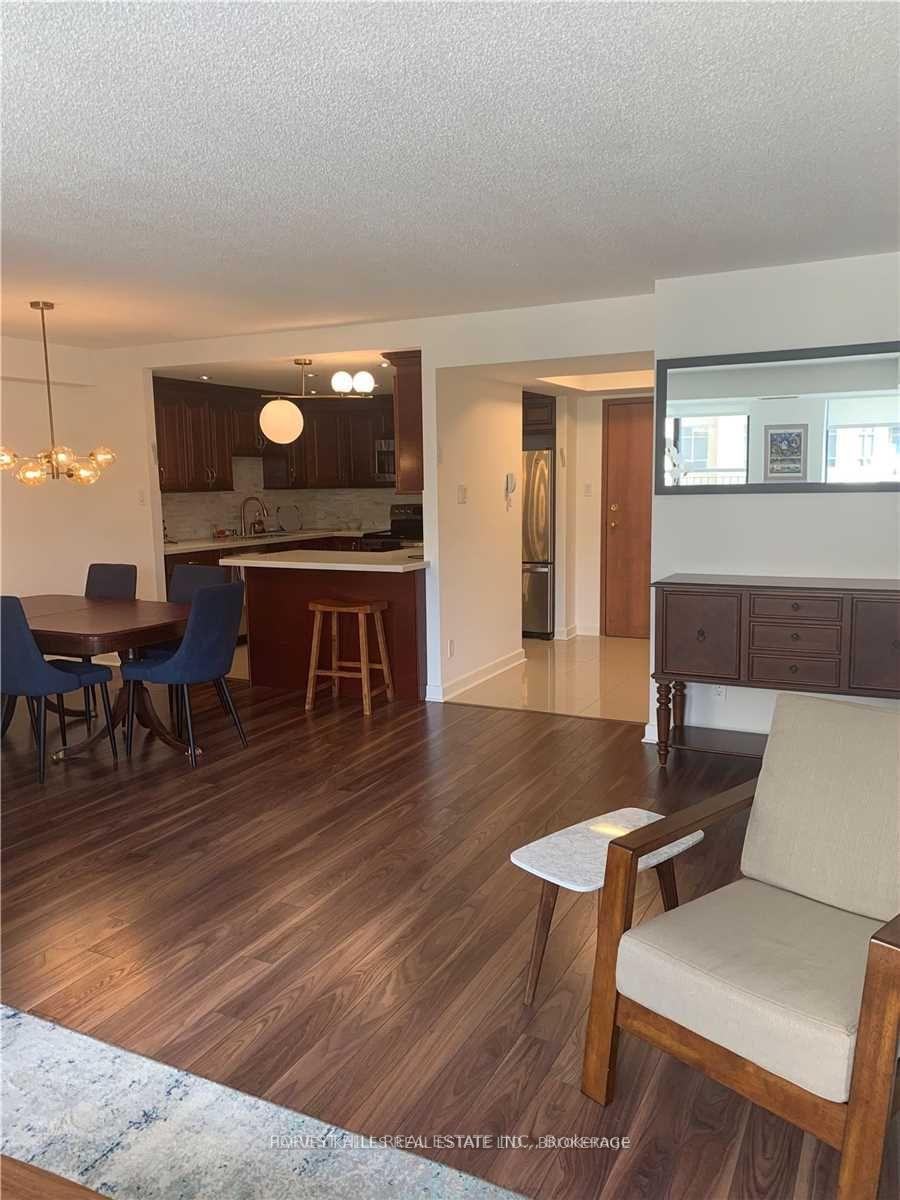 500 Glencairn Avenue 303, Toronto Unit: 303