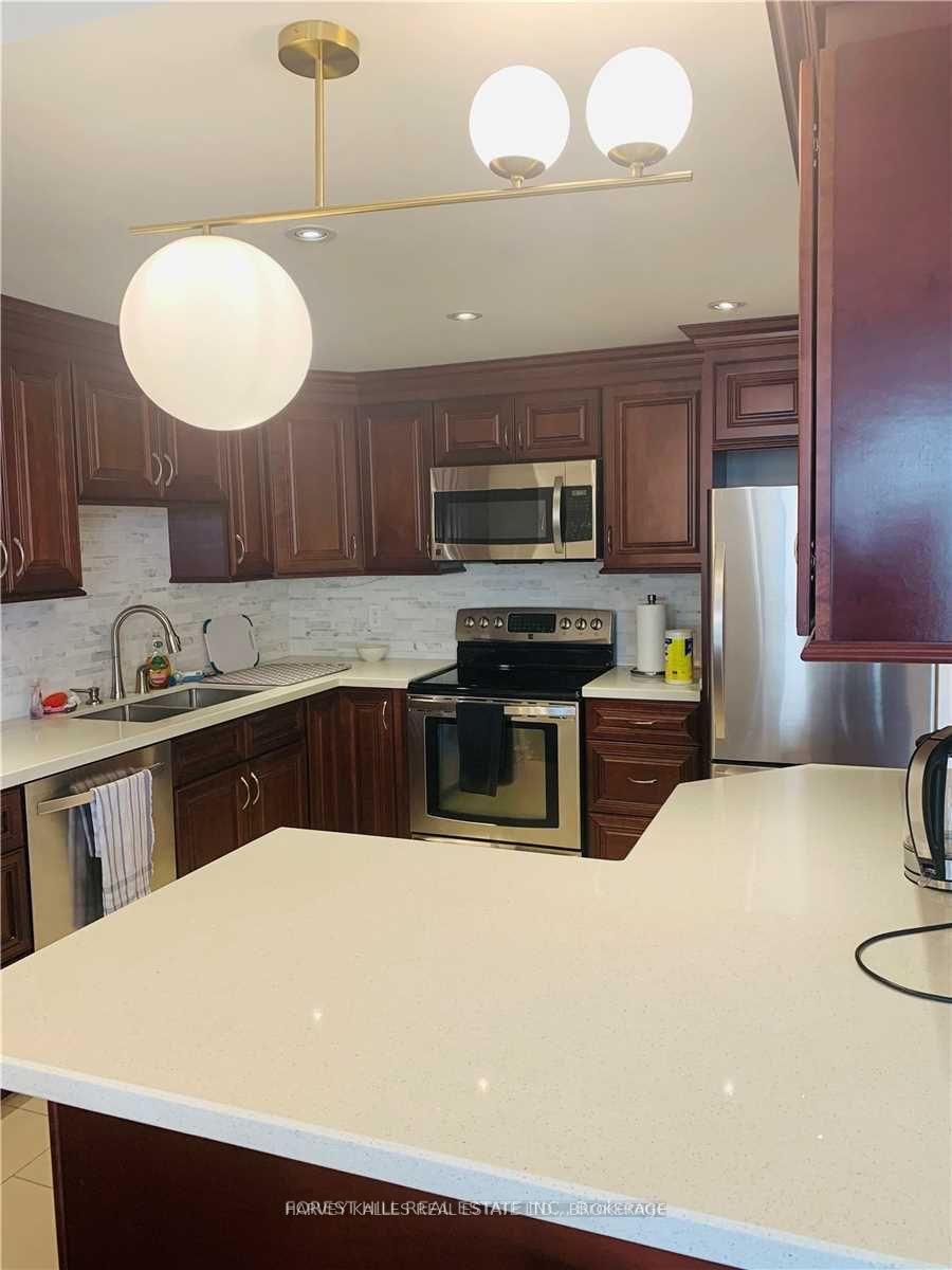 500 Glencairn Avenue 303, Toronto Unit: 303