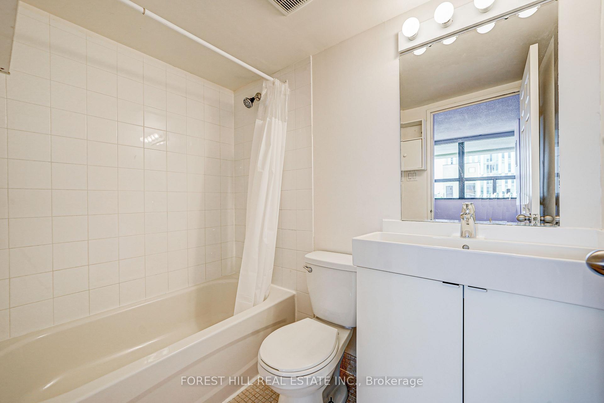 60 St. Patrick Street 728, Toronto Unit: 728