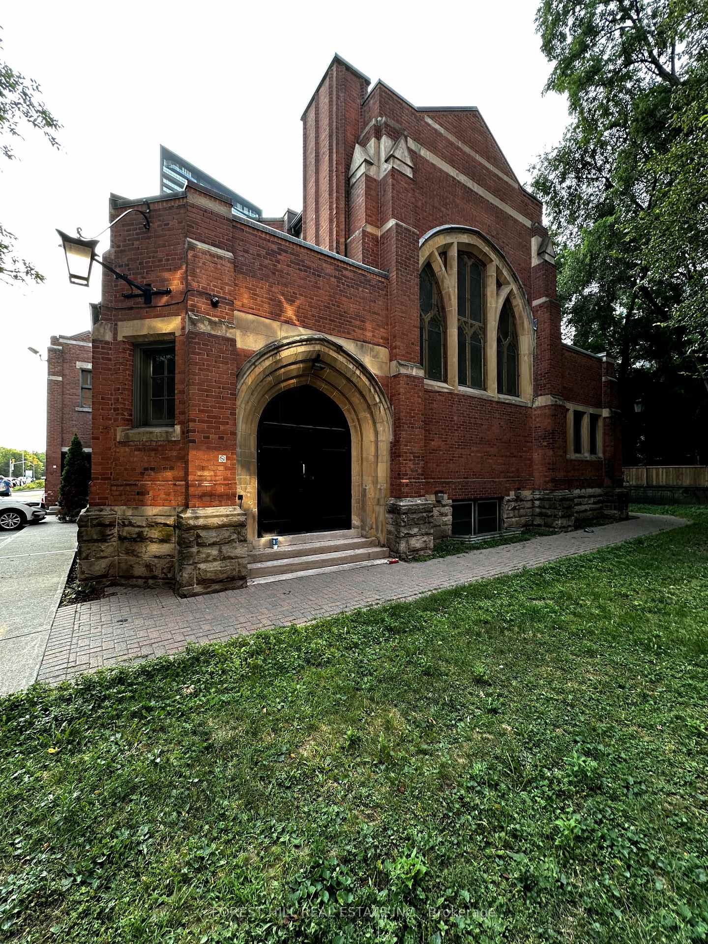 525 Bloor Street E Lower, Toronto Unit: Lower