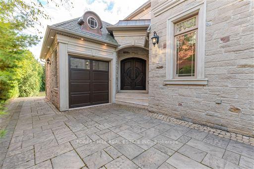 4 Fifeshire Road, Toronto