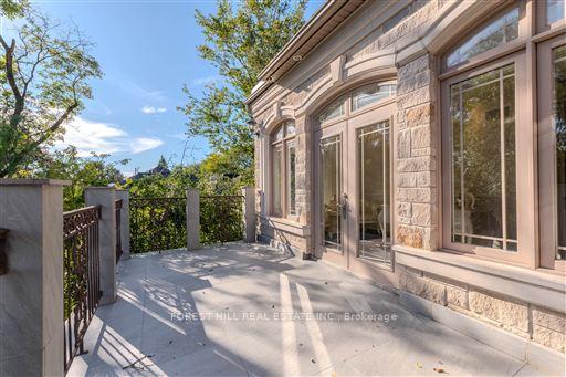 4 Fifeshire Road, Toronto
