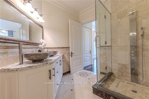 4 Fifeshire Road, Toronto