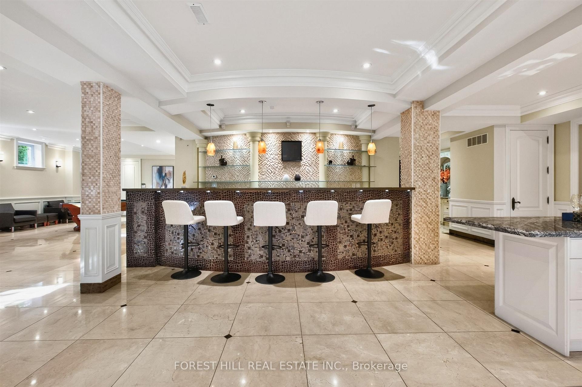 4 Fifeshire Road, Toronto