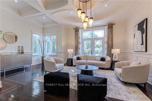 4 Fifeshire Road, Toronto
