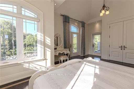 4 Fifeshire Road, Toronto