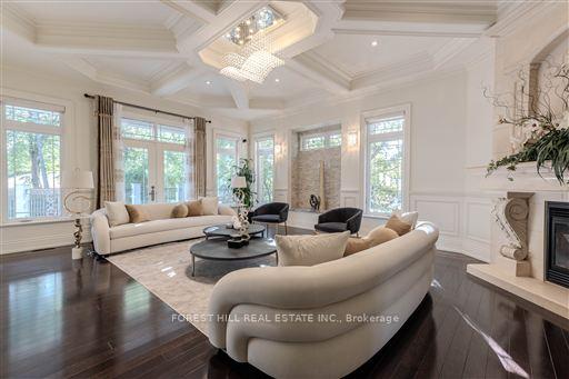 4 Fifeshire Road, Toronto