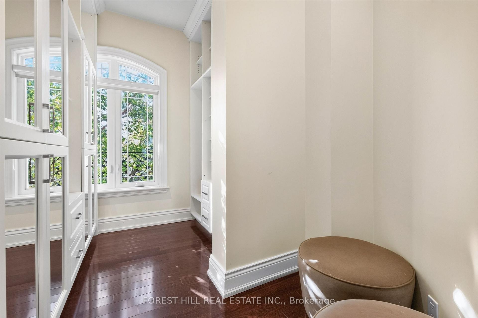 4 Fifeshire Road, Toronto