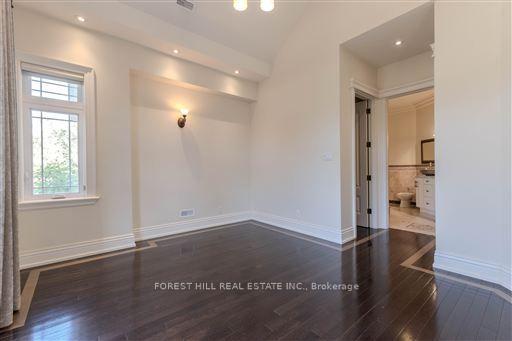 4 Fifeshire Road, Toronto