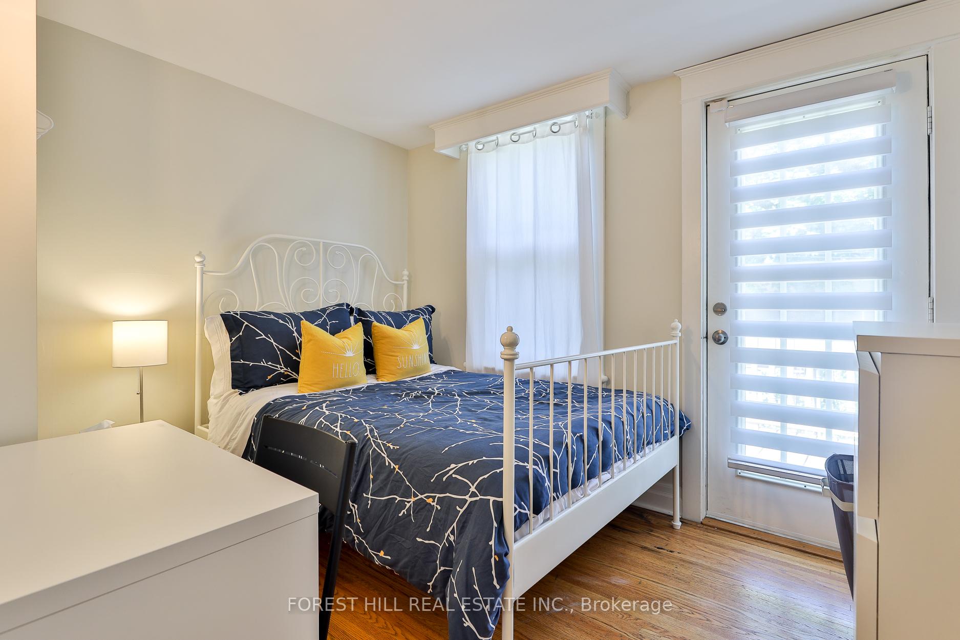 76 Sparkhall Avenue, Toronto