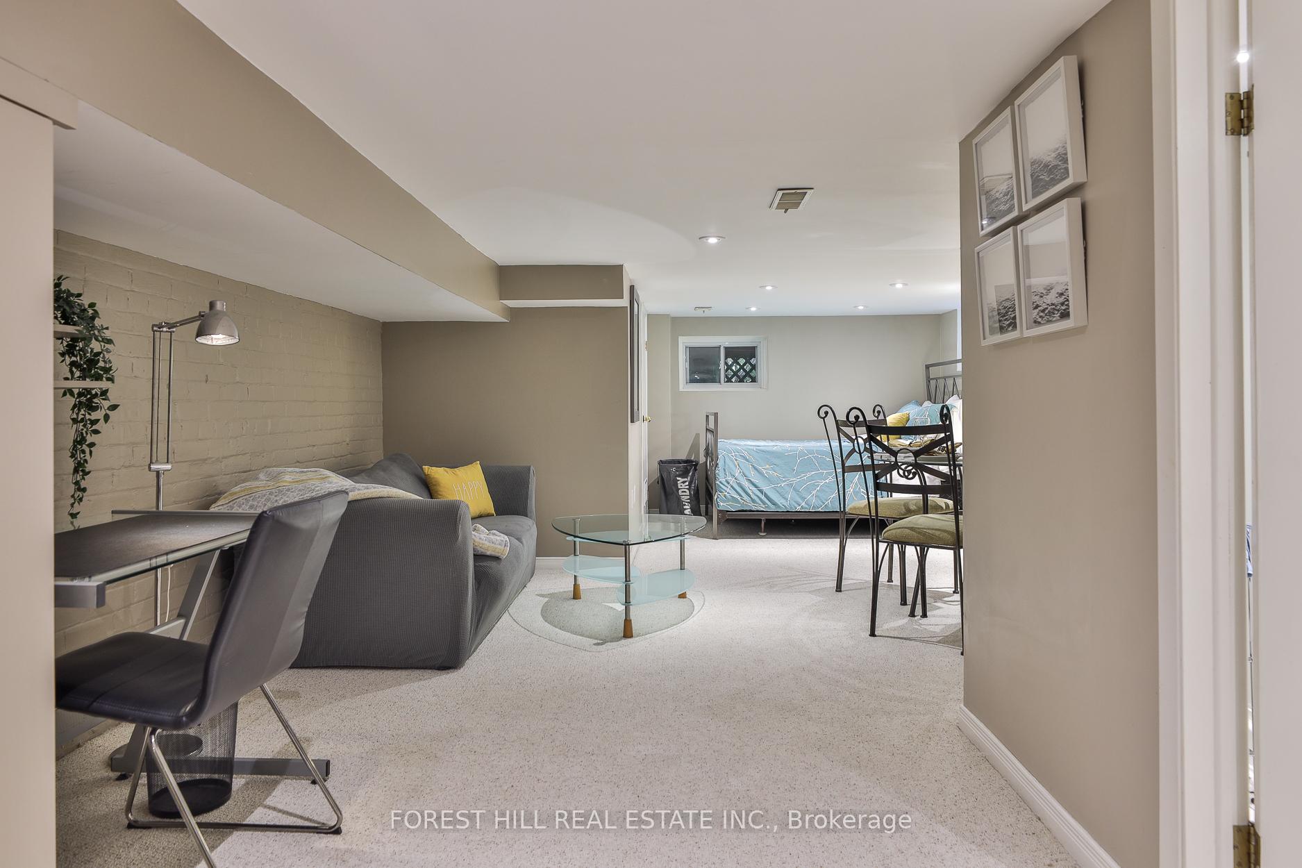 76 Sparkhall Avenue, Toronto