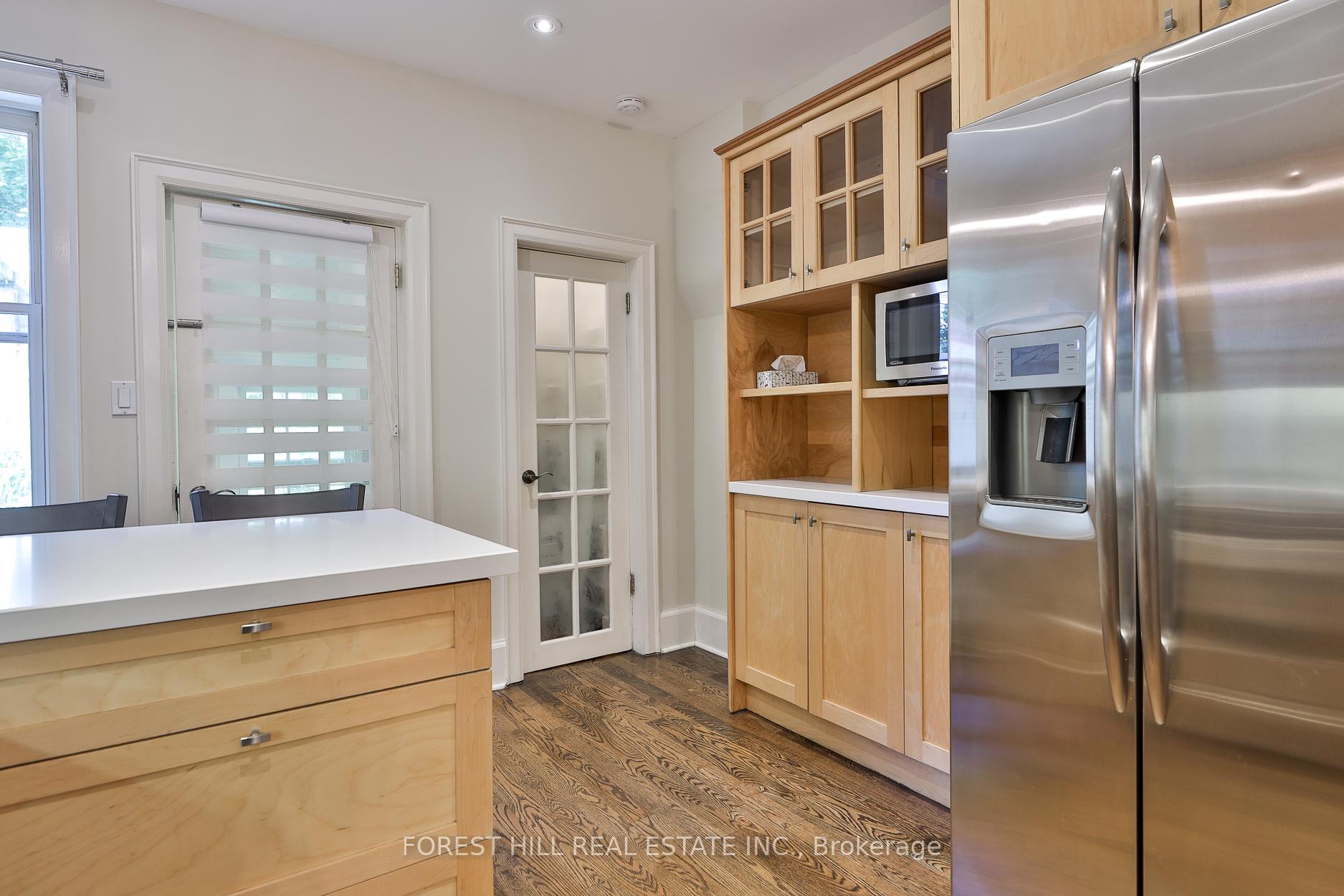 76 Sparkhall Avenue, Toronto