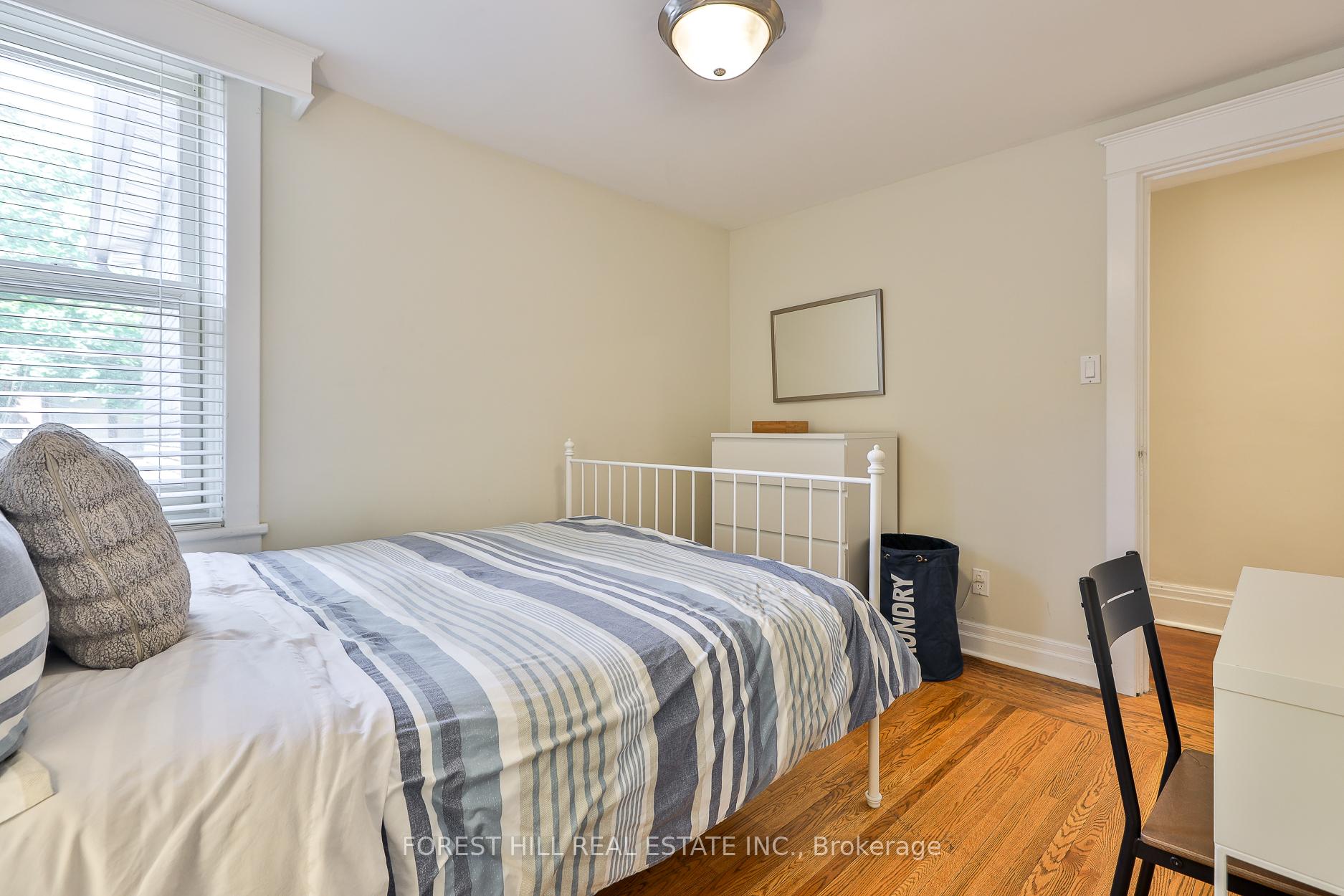 76 Sparkhall Avenue, Toronto