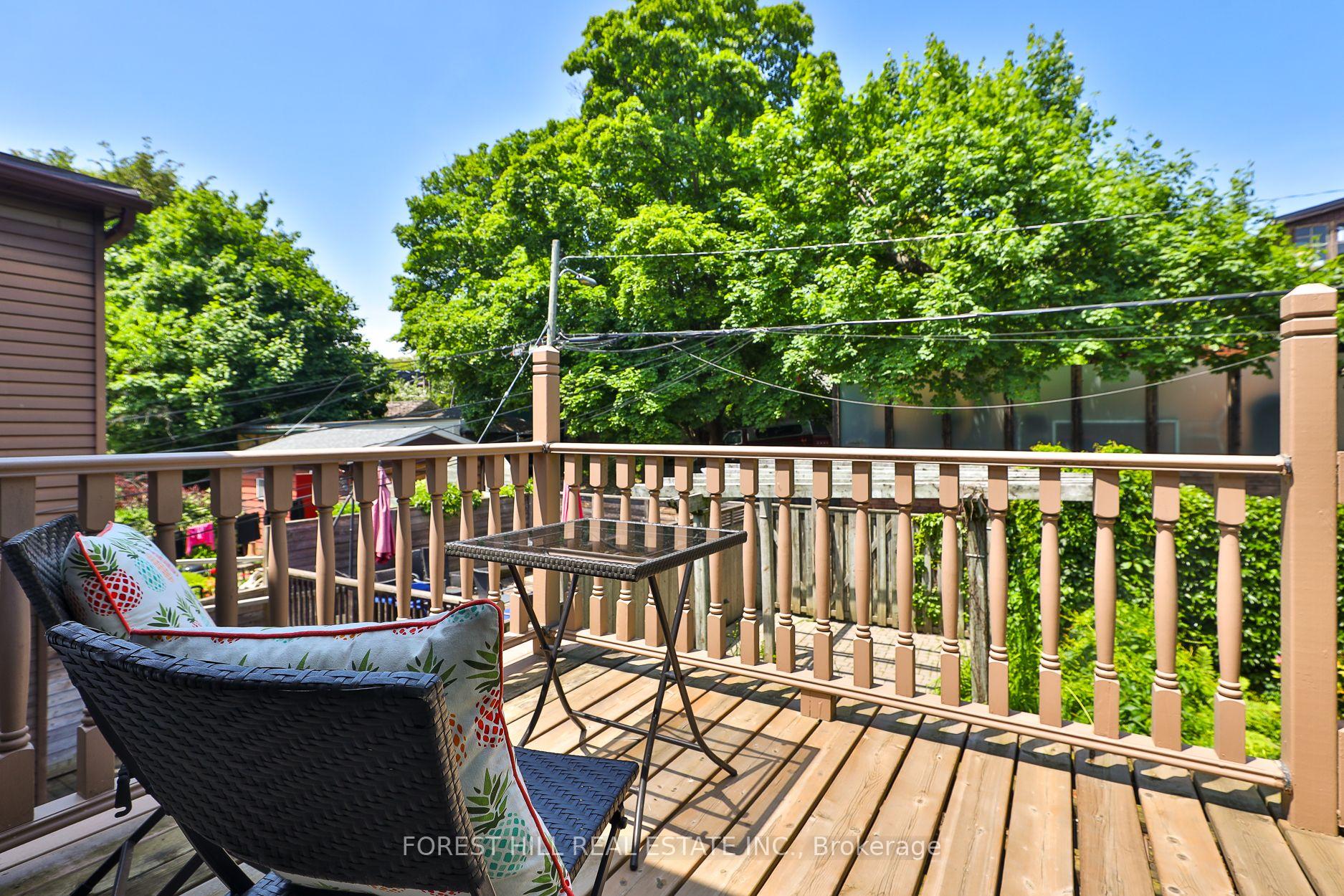 76 Sparkhall Avenue, Toronto