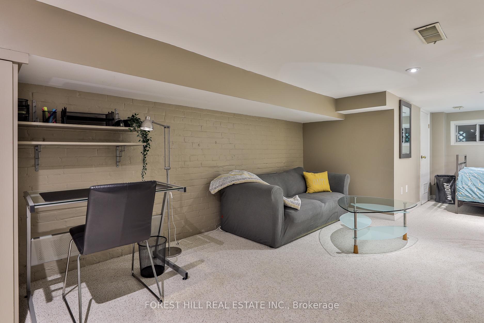 76 Sparkhall Avenue, Toronto