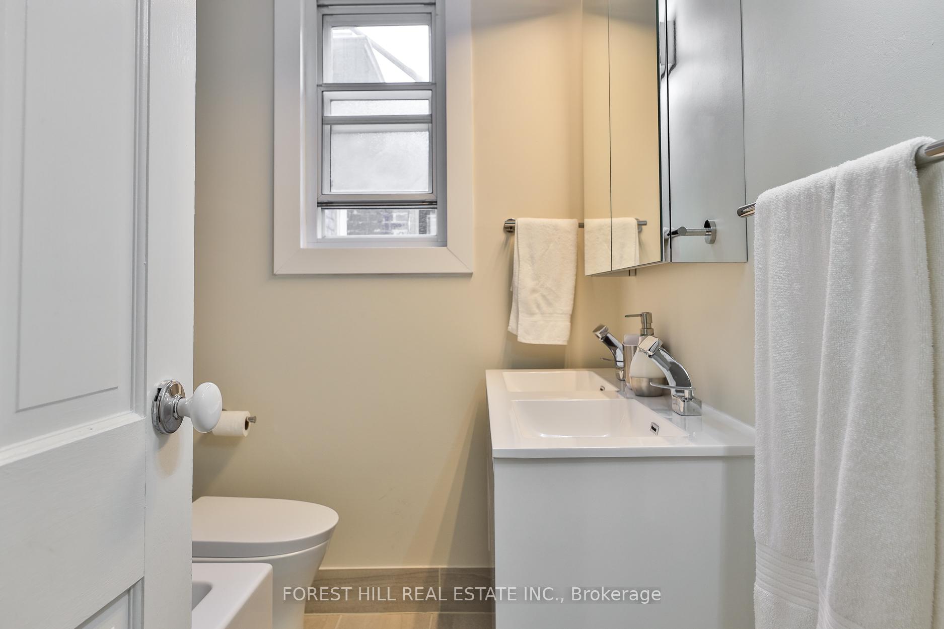 76 Sparkhall Avenue, Toronto