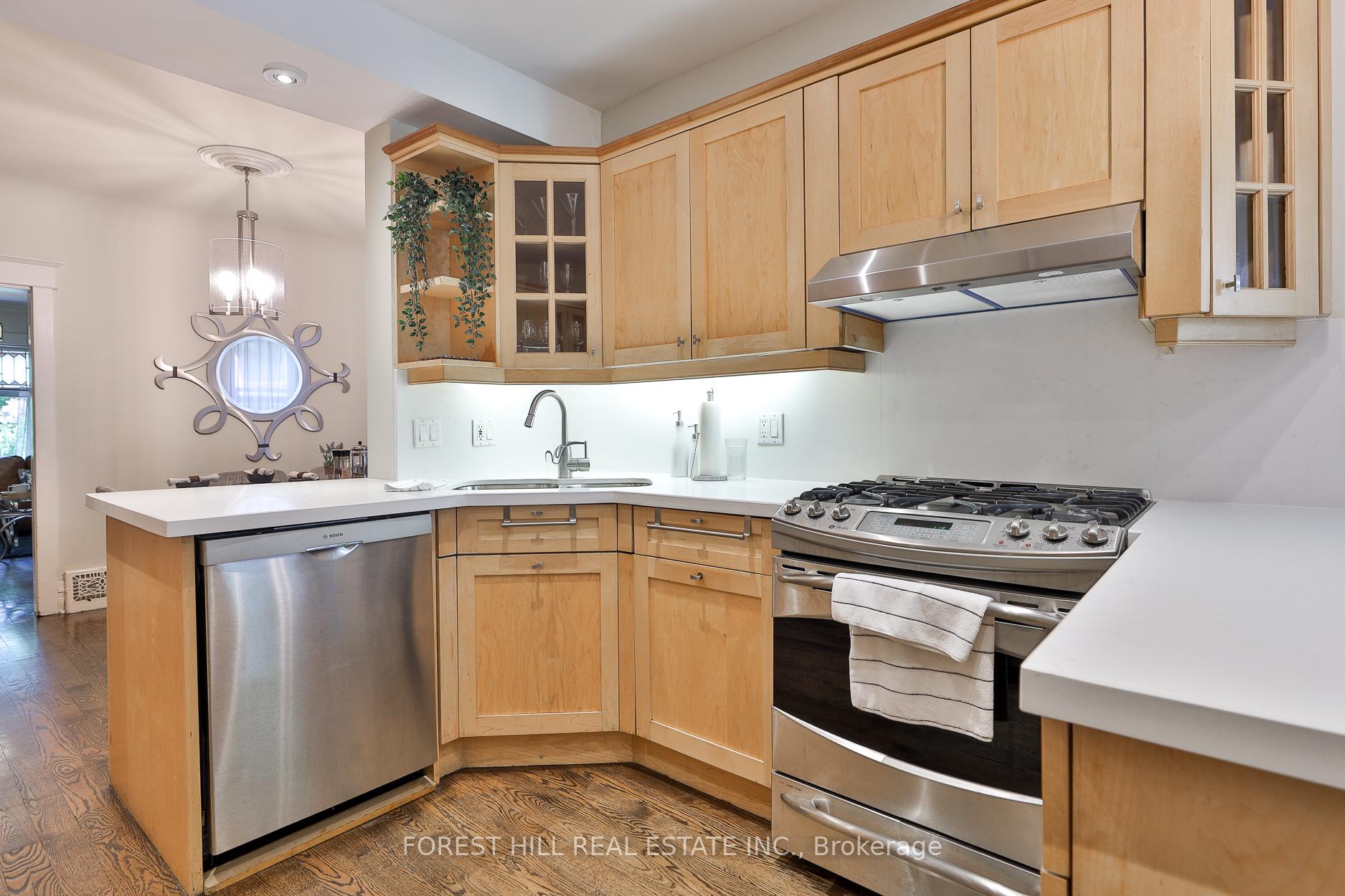 76 Sparkhall Avenue, Toronto