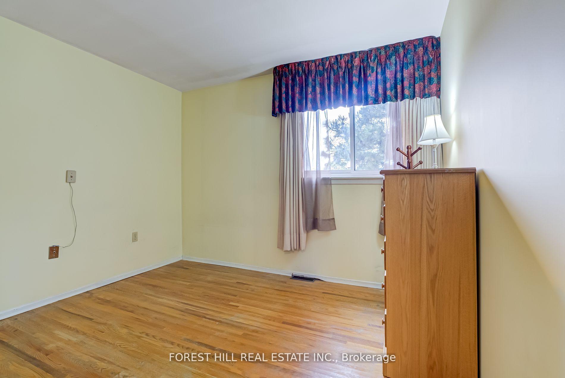 58 Bonis Avenue, Toronto E05
