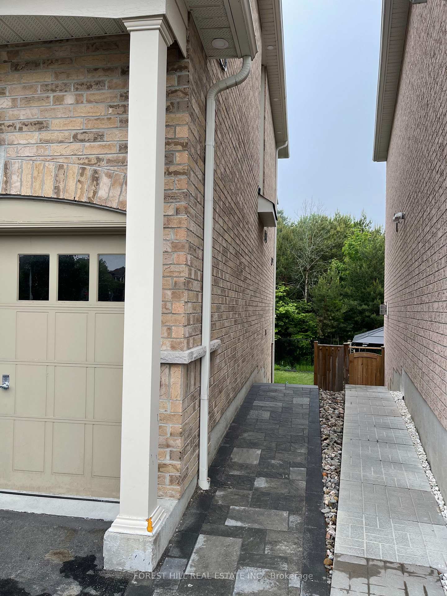 14 Aquilina Court, Ajax