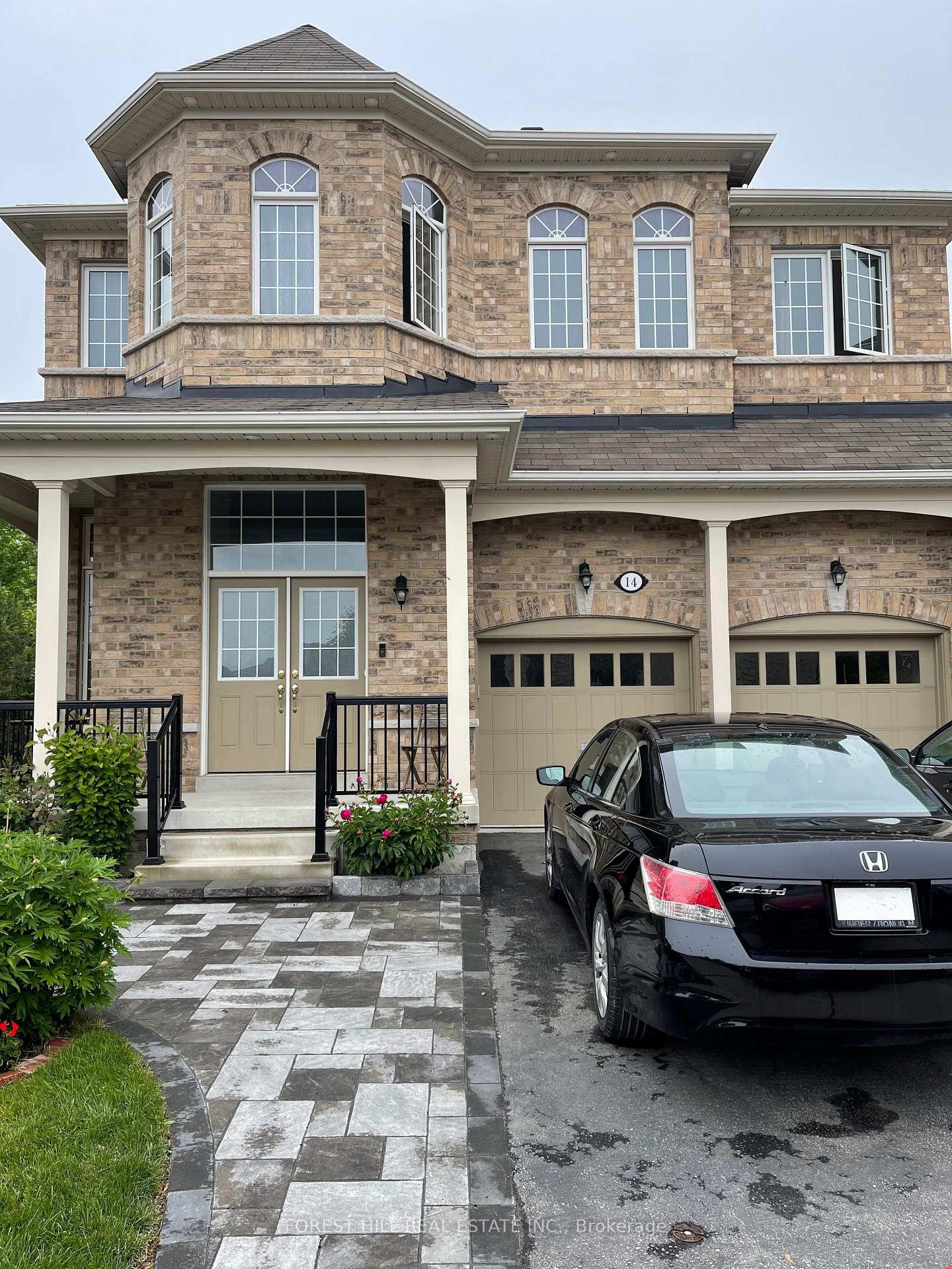 14 Aquilina Court, Ajax