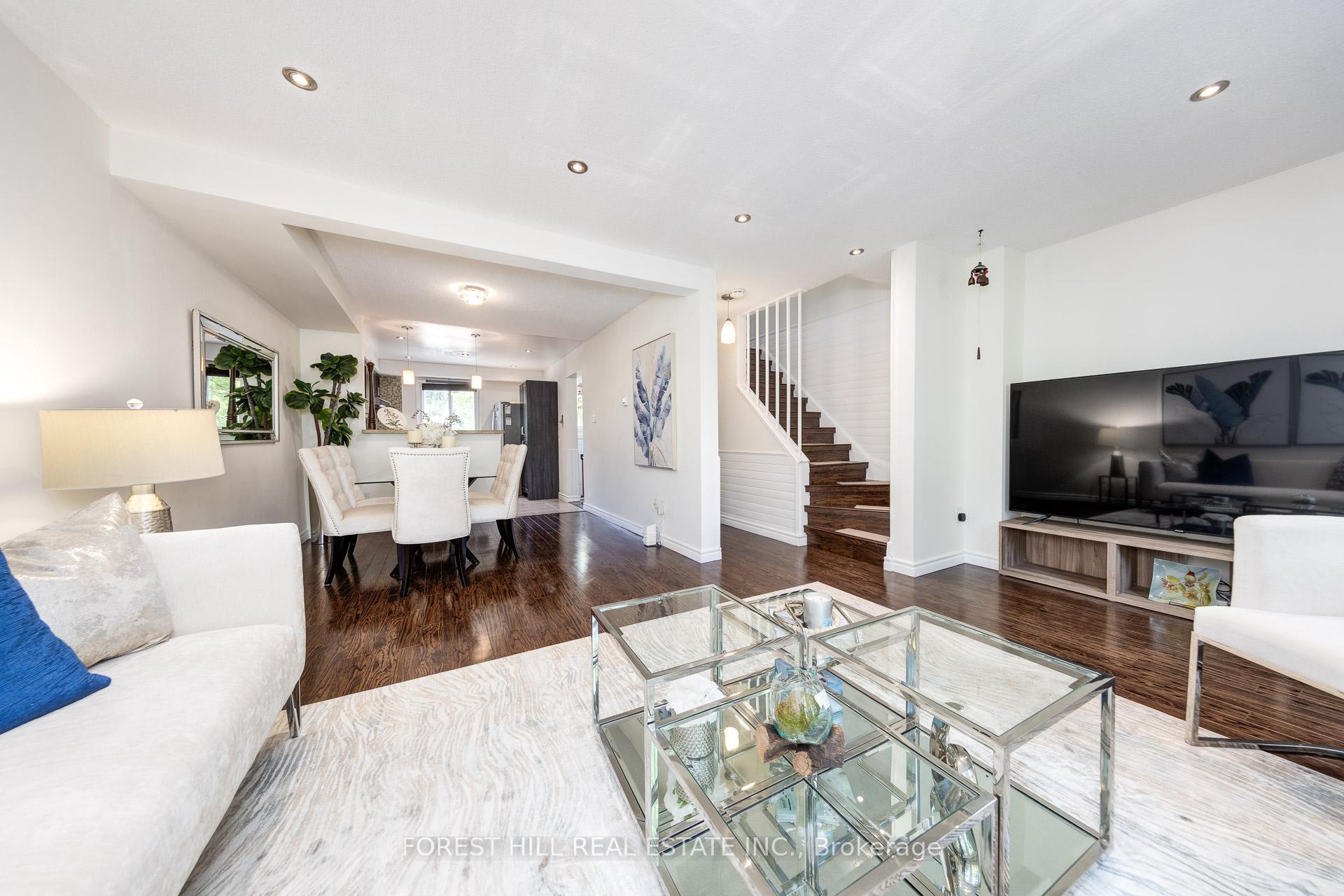 1 Davisbrook Boulevard 12