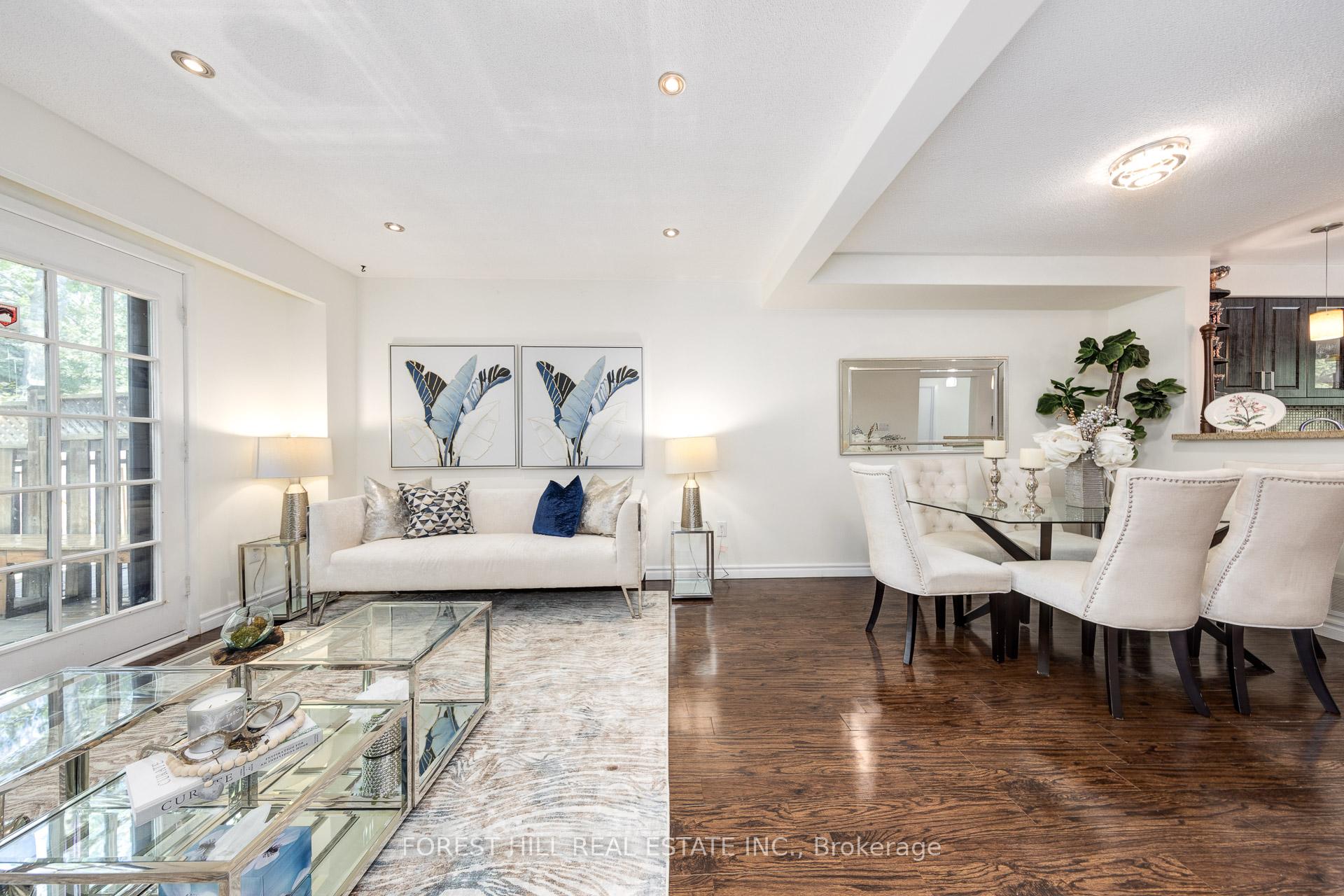 1 Davisbrook Boulevard 12