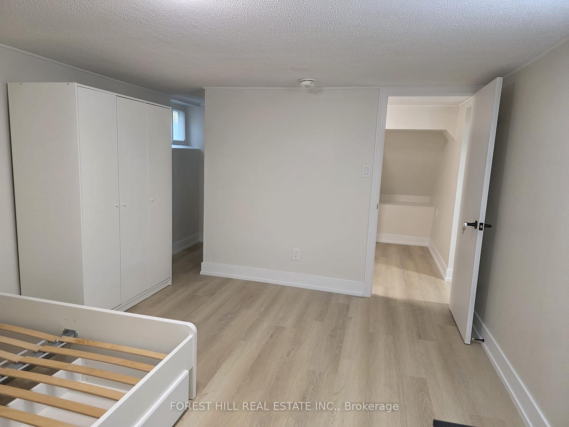 273 Silver Springs Boulevard BSMT RM1