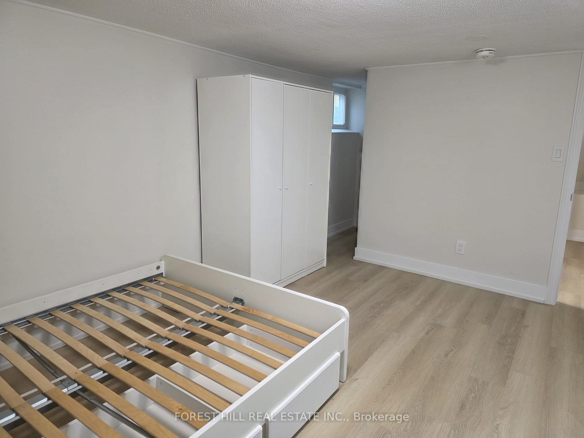 273 Silver Springs Boulevard BSMT RM1