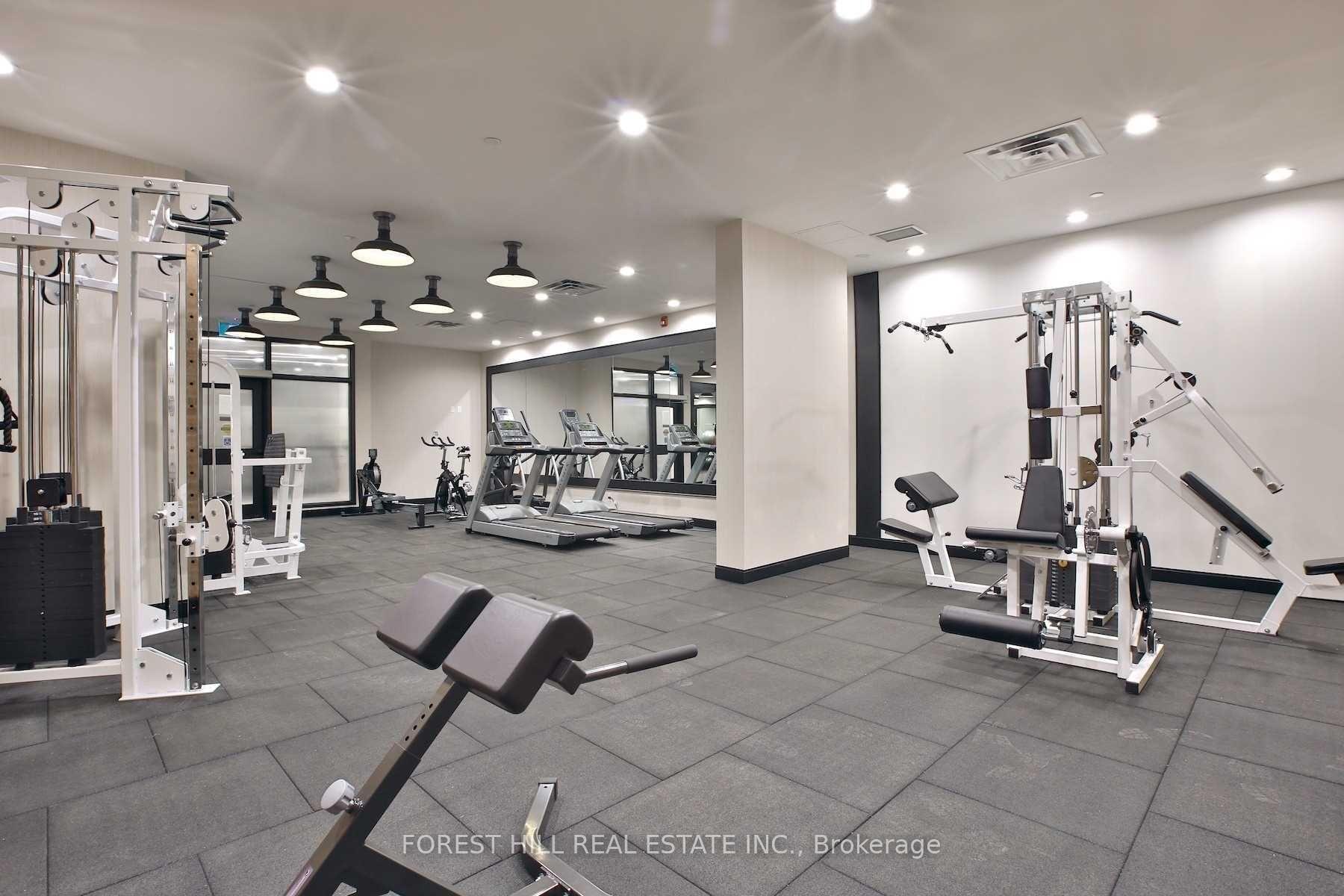 899 Queen Street E 402