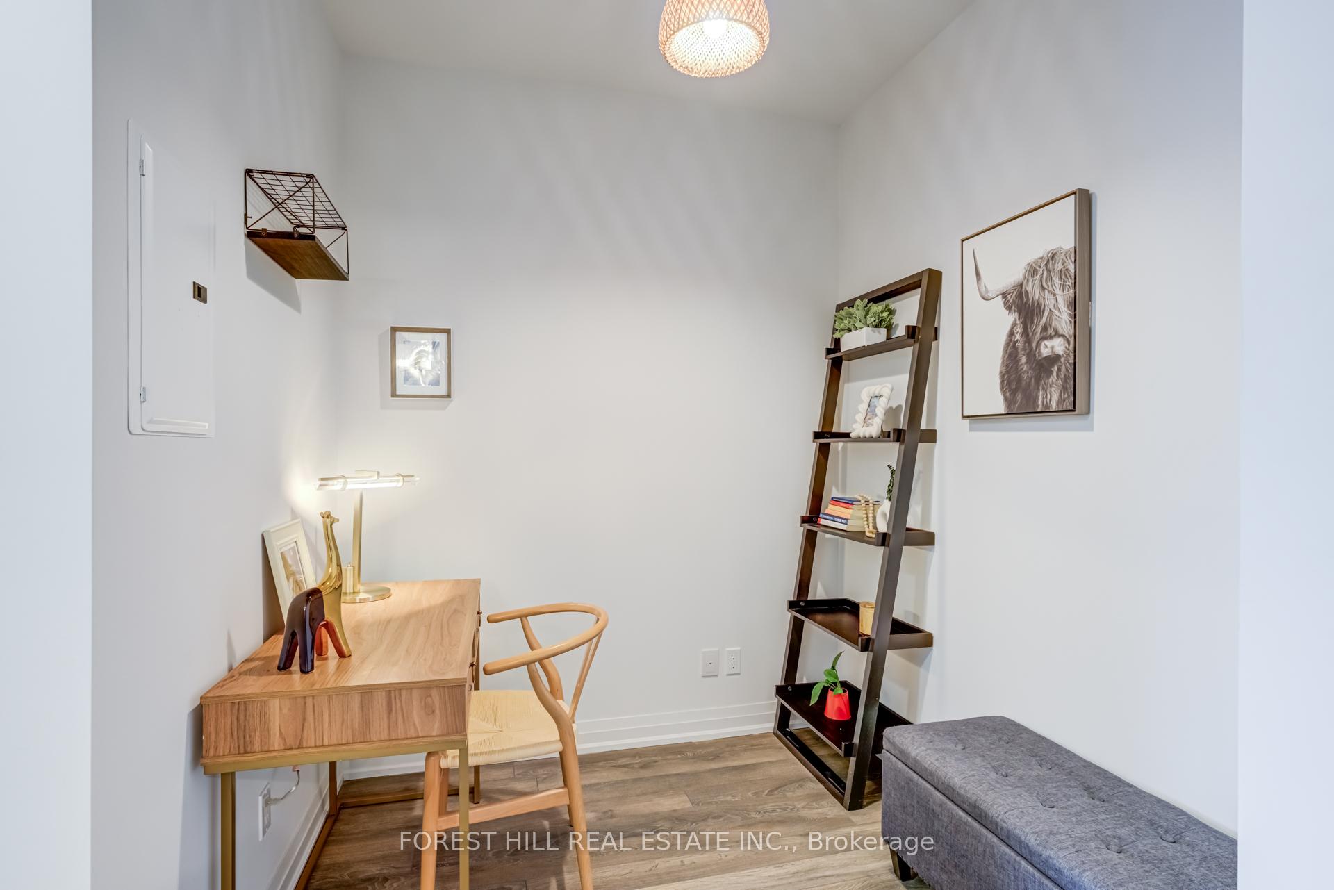 10 Meadowglen Place 304