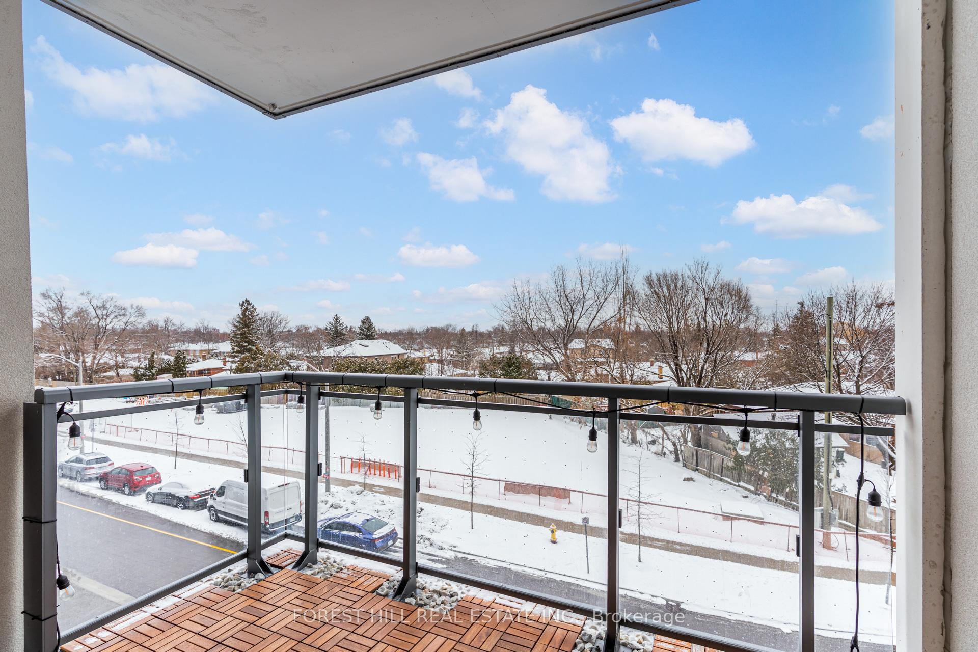 10 Meadowglen Place 304