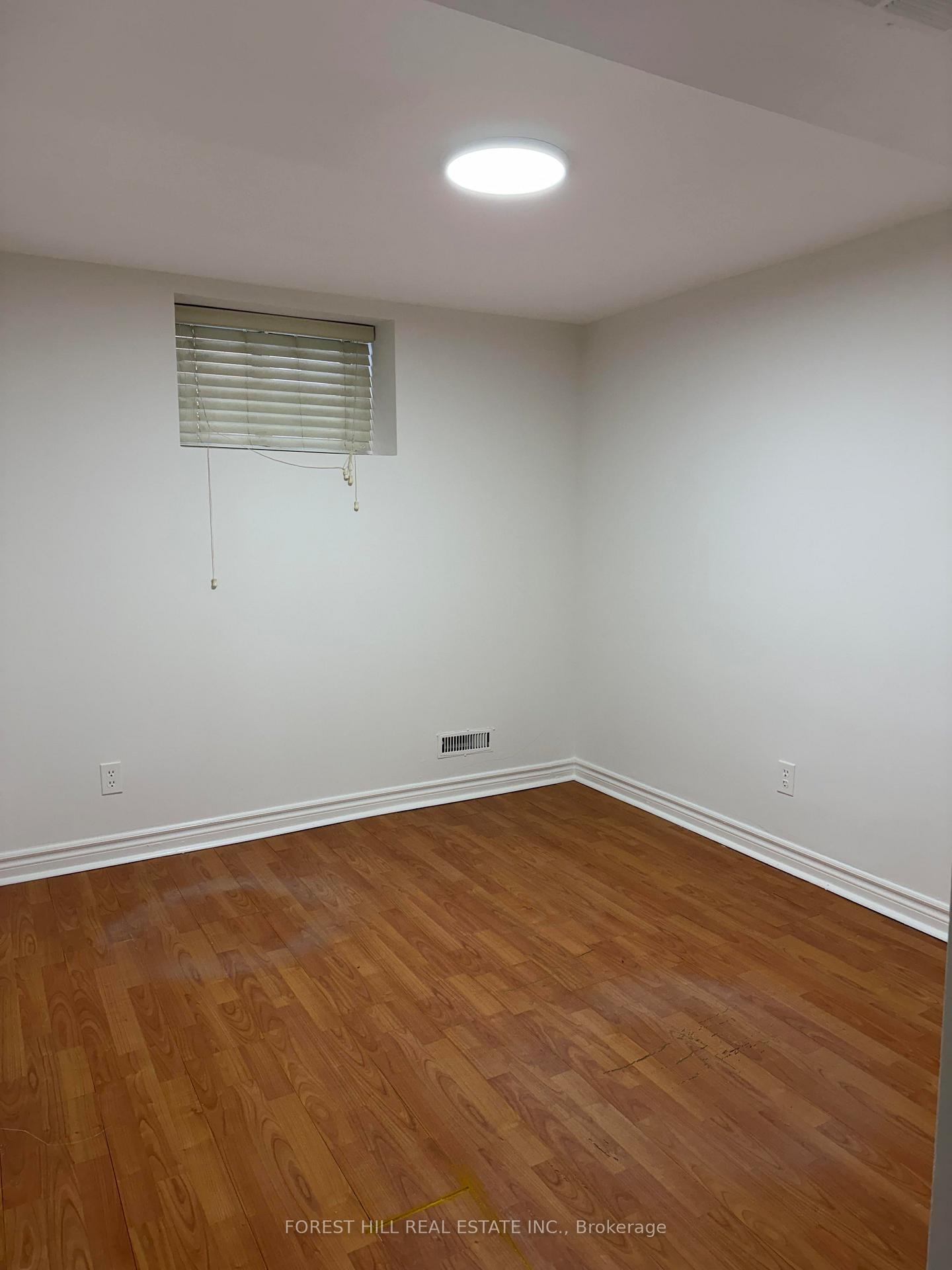 39 Main Street Basement