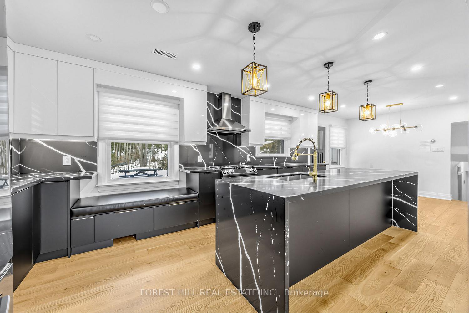 180 Glenwood Crescent