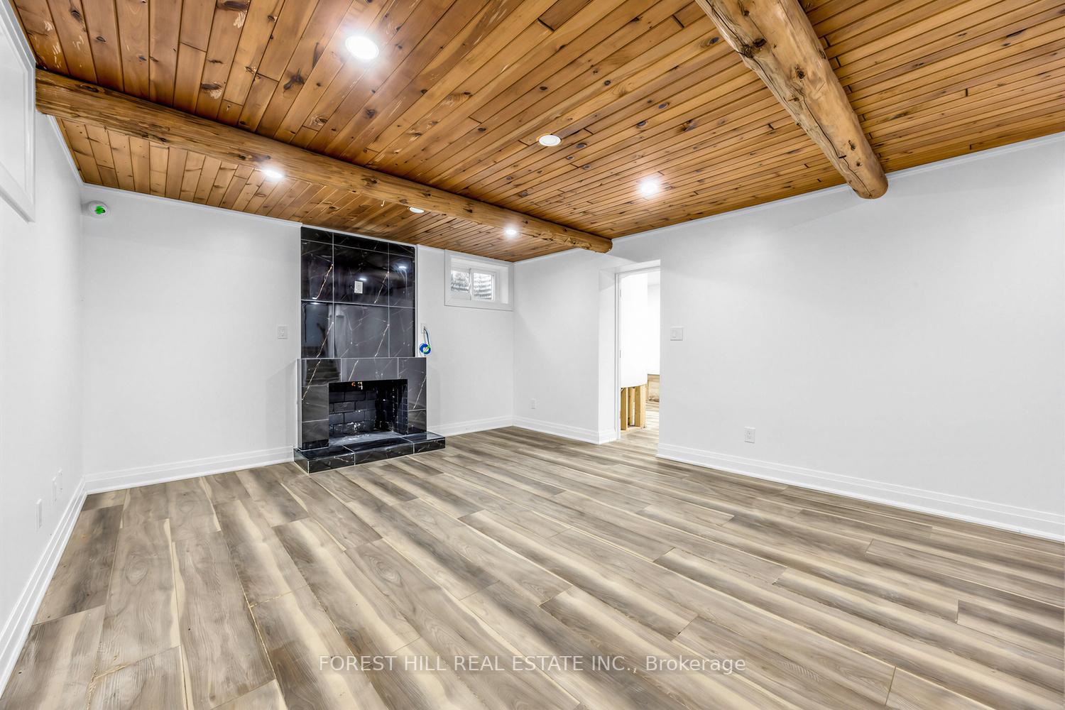 180 Glenwood Crescent