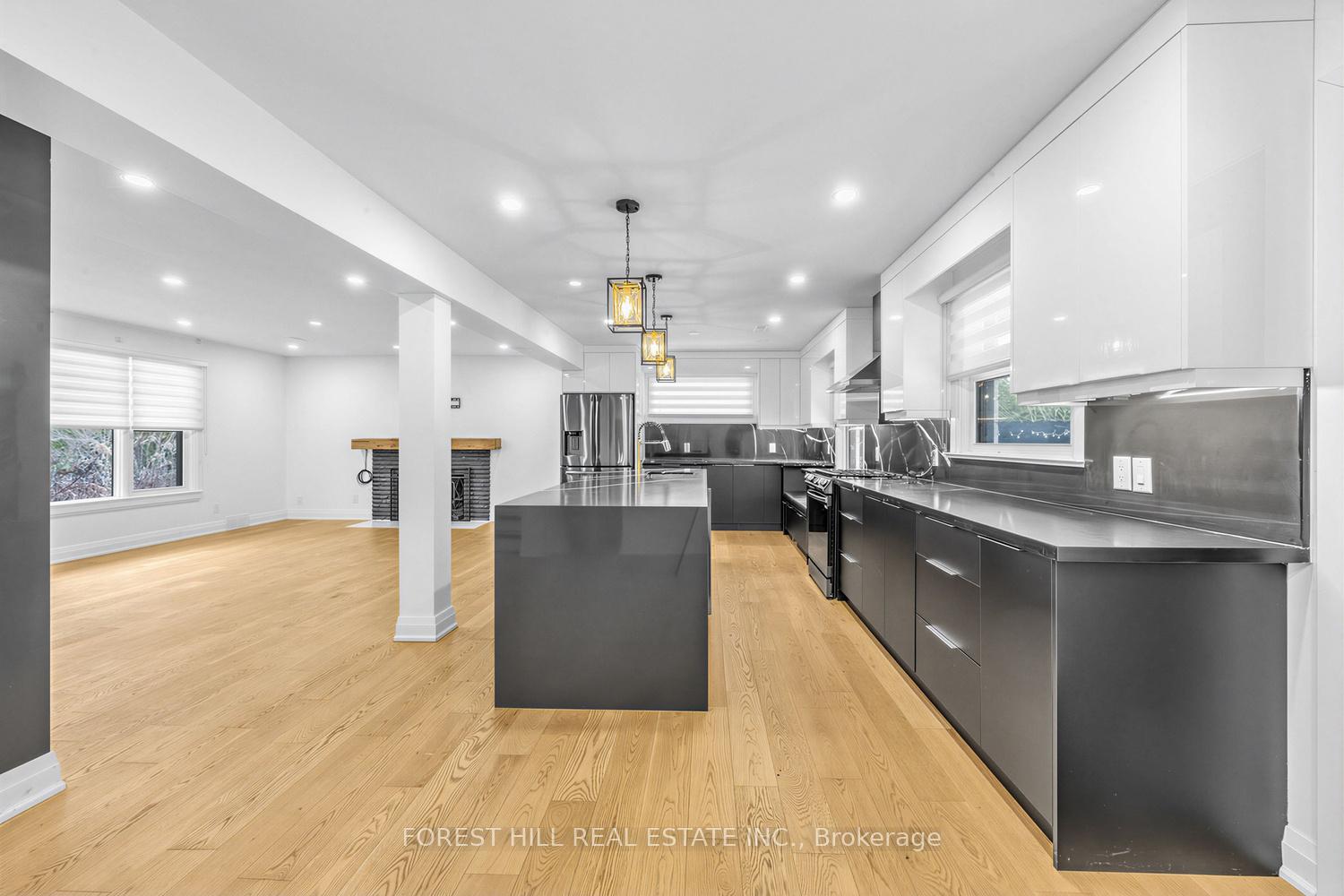 180 Glenwood Crescent