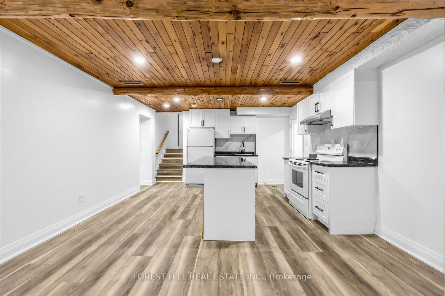 180 Glenwood Crescent