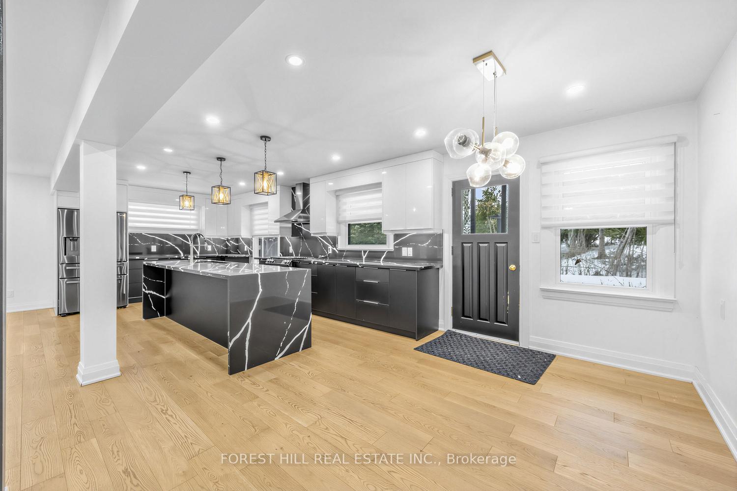 180 Glenwood Crescent