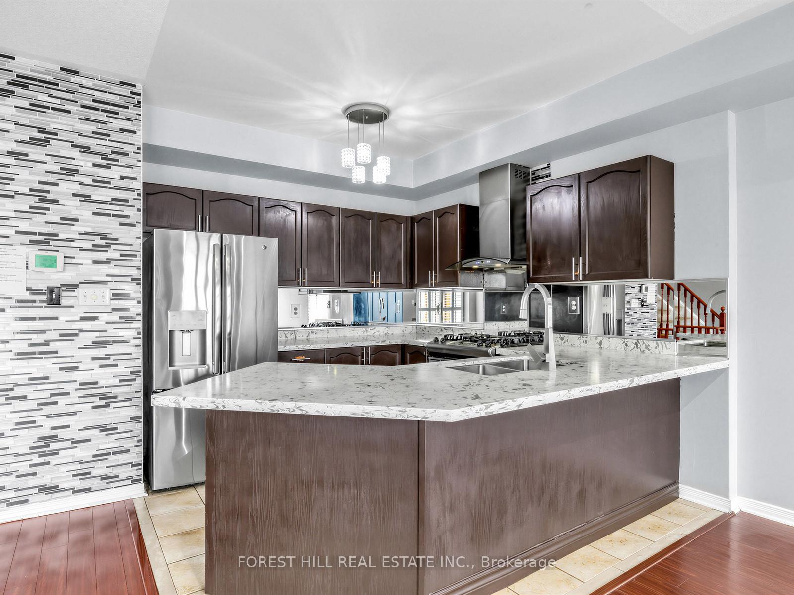 40 Croker Drive S